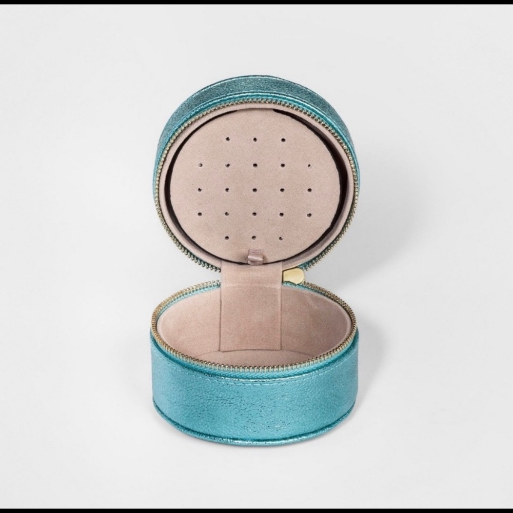 A New Day •Mint Earring Holder Jewelry Case